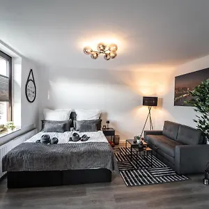 https://stern-blick-maisonette-balkon-zentral-in.hotelsinbremen.net