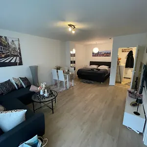 https://gemuetliche-moderne-wohnung-fuer-2-personen.hamburg-hotels-de.com